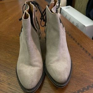 Klub Nico size 8 booties